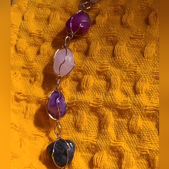 GOLDEN WIRES ENCASE MULTI GEMSTONES! - Picture 5 of 8